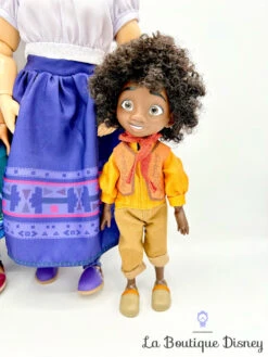 Assortiment De Poupées De Luxe Encanto Disney Store 2021 Deluxe Doll Set Mirabel Luisa Isabela Antonio 14 Assortiment De Poupées De Luxe Encanto Disney Store 2021 Deluxe Doll Set Mirabel Luisa Isabela Antonio -Meilleur Jouets Magasin assortiment de poupees de luxe encanto famille madrigal disney store deluxe doll set luisa mirabel isabela 6