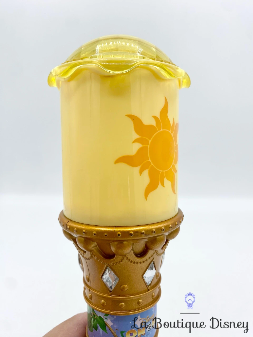 Baguette Lumineuse Raiponce Disney On Ice Flynn Lanterne Soleil 28 Cm 4 Baguette Lumineuse Raiponce Disney On Ice Flynn Lanterne Soleil 28 Cm – Image 2