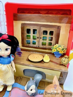 Ensemble De Jeu Coffret Mini Poupée Blanche Neige Animators Collection Disney Store Pop Up Environnement Valise 10 Ensemble De Jeu Coffret Mini Poupée Blanche Neige Animators Collection Disney Store Pop Up Environnement Valise -Meilleur Jouets Magasin coffret mini poupee blanche neige animators collection pop up environment disney store valise rouge 5