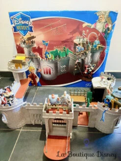 Ensemble De Jeu Figurines Château Merlin L'enchanteur Playset Disney Heroes Famosa Château Fort
