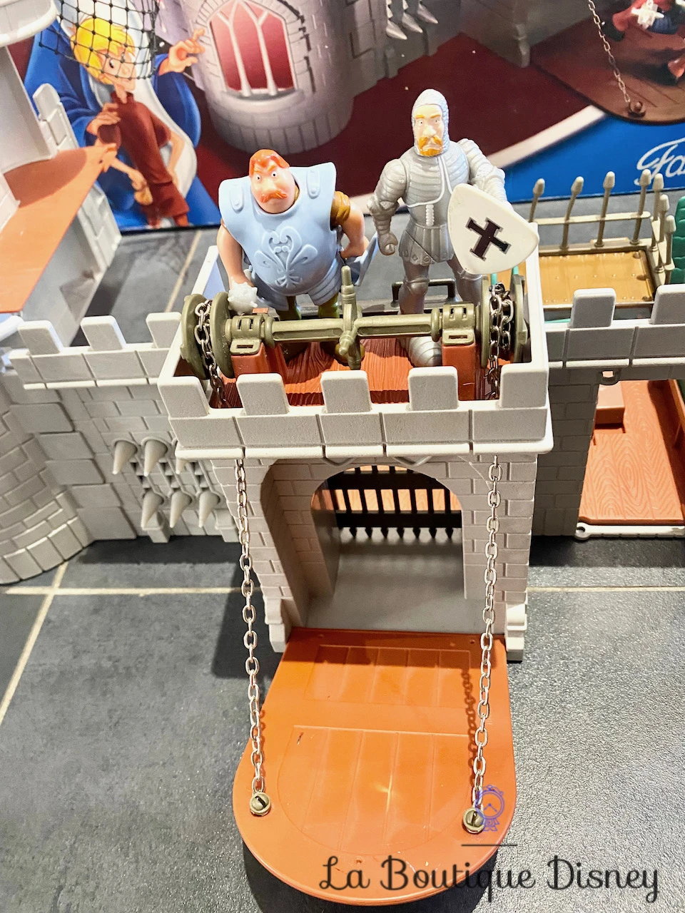 Ensemble De Jeu Figurines Château Merlin L'enchanteur Playset Disney Heroes Famosa Château Fort 5 Ensemble De Jeu Figurines Château Merlin L'enchanteur Playset Disney Heroes Famosa Château Fort – Image 3