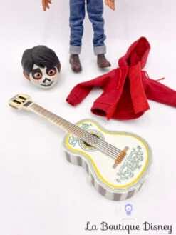 Figurine Chantante Miguel Coco Disney Store Poupée Articulée Guitare 20 Cm 9 Figurine Chantante Miguel Coco Disney Store Poupée Articulée Guitare 20 Cm -Meilleur Jouets Magasin figurine chantante miguel coco disney store poupee articulee guitare musique 5