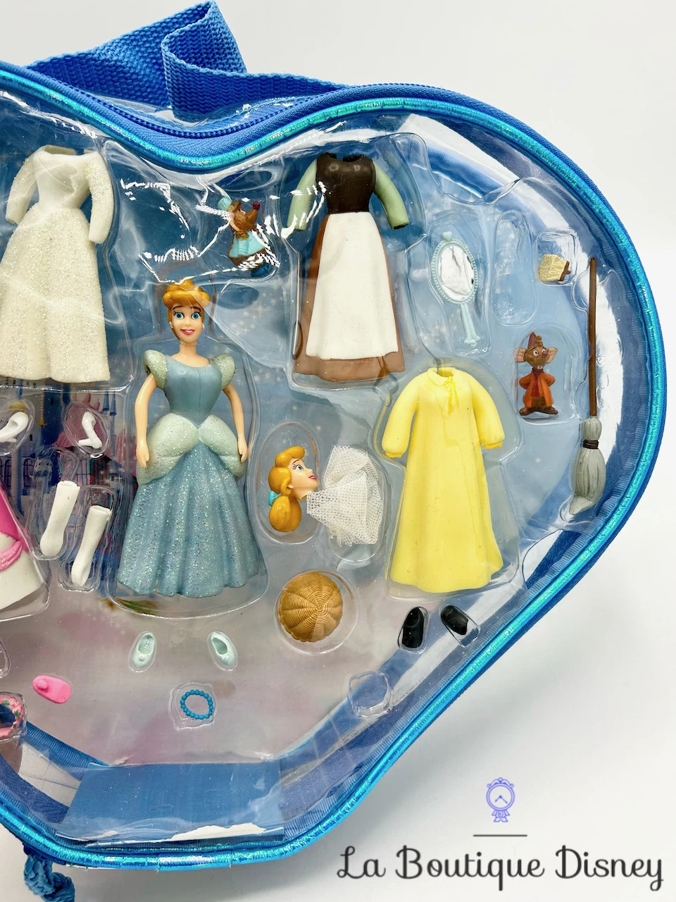 Figurine Fashion Polly Pocket Coffret Coeur Cendrillon Disneyland Paris Disney Princess Fashion Set 8 Figurine Fashion Polly Pocket Coffret Coeur Cendrillon Disneyland Paris Disney Princess Fashion Set – Image 6