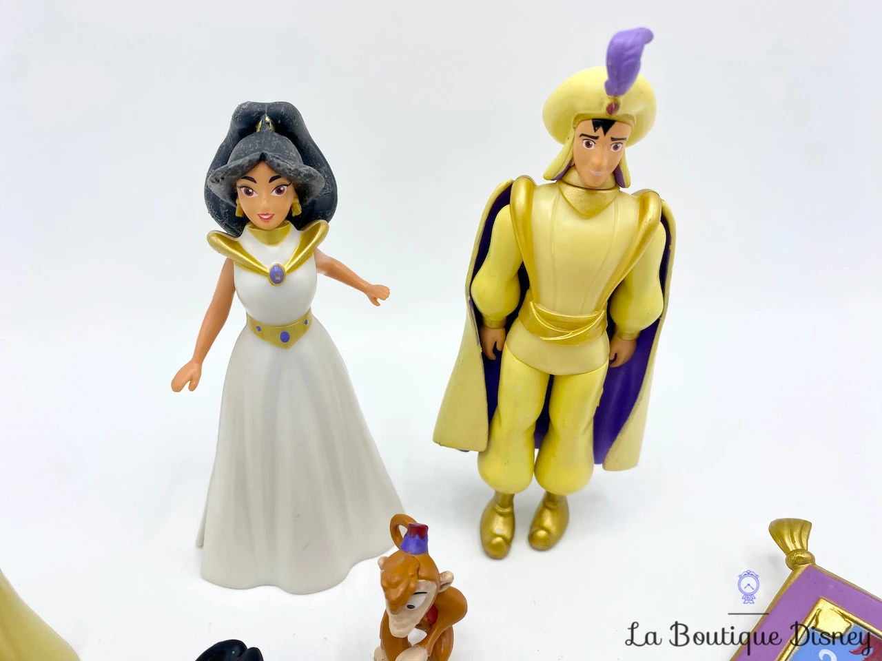 Figurine Magiclip Jasmine Aladdin DisneyParks Disney Store Princess Deluxe Dress Up Fashion Polly Pocket 5 Figurine Magiclip Jasmine Aladdin DisneyParks Disney Store Princess Deluxe Dress Up Fashion Polly Pocket – Image 3