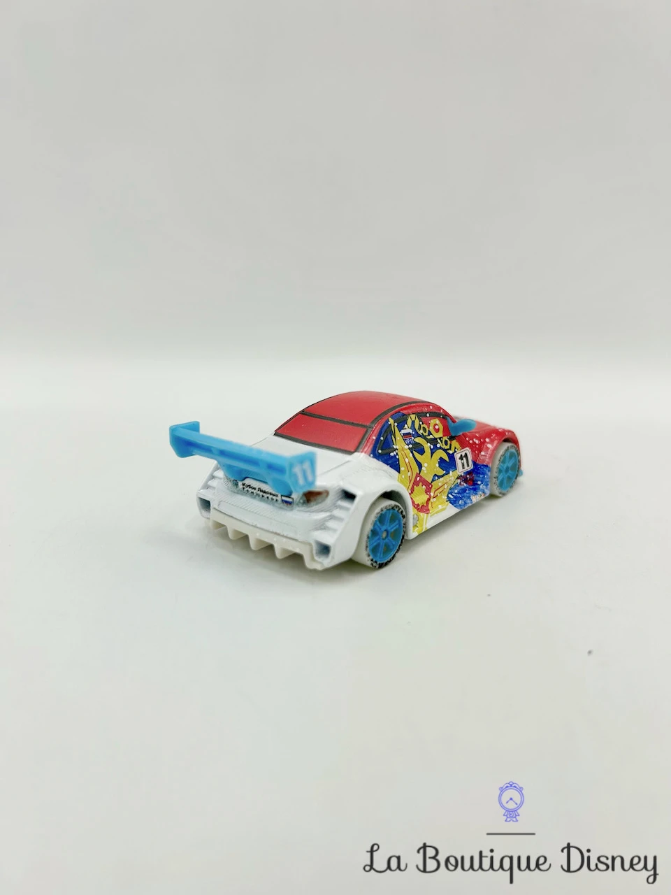 Figurine Voiture Vitaly Petrov Ice Racer Cars 2 Disney Pixar Mattel 6 Figurine Voiture Vitaly Petrov Ice Racer Cars 2 Disney Pixar Mattel – Image 4