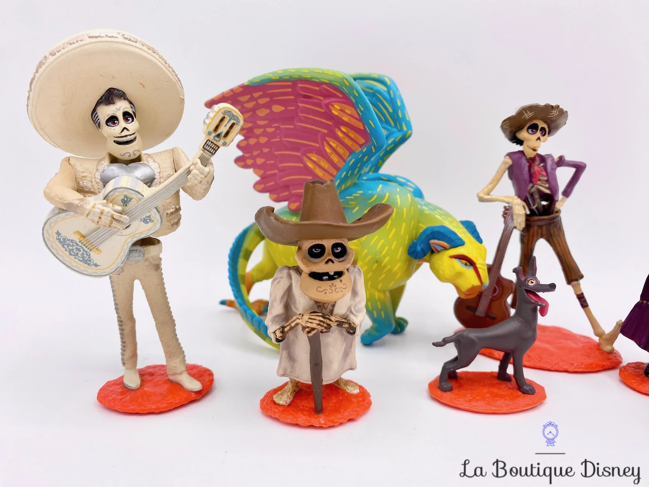 Figurines De Luxe Playset Coco Disney Store Miguel Dante Hector Ernesto Imelda Pepita 4 Figurines De Luxe Playset Coco Disney Store Miguel Dante Hector Ernesto Imelda Pepita – Image 2