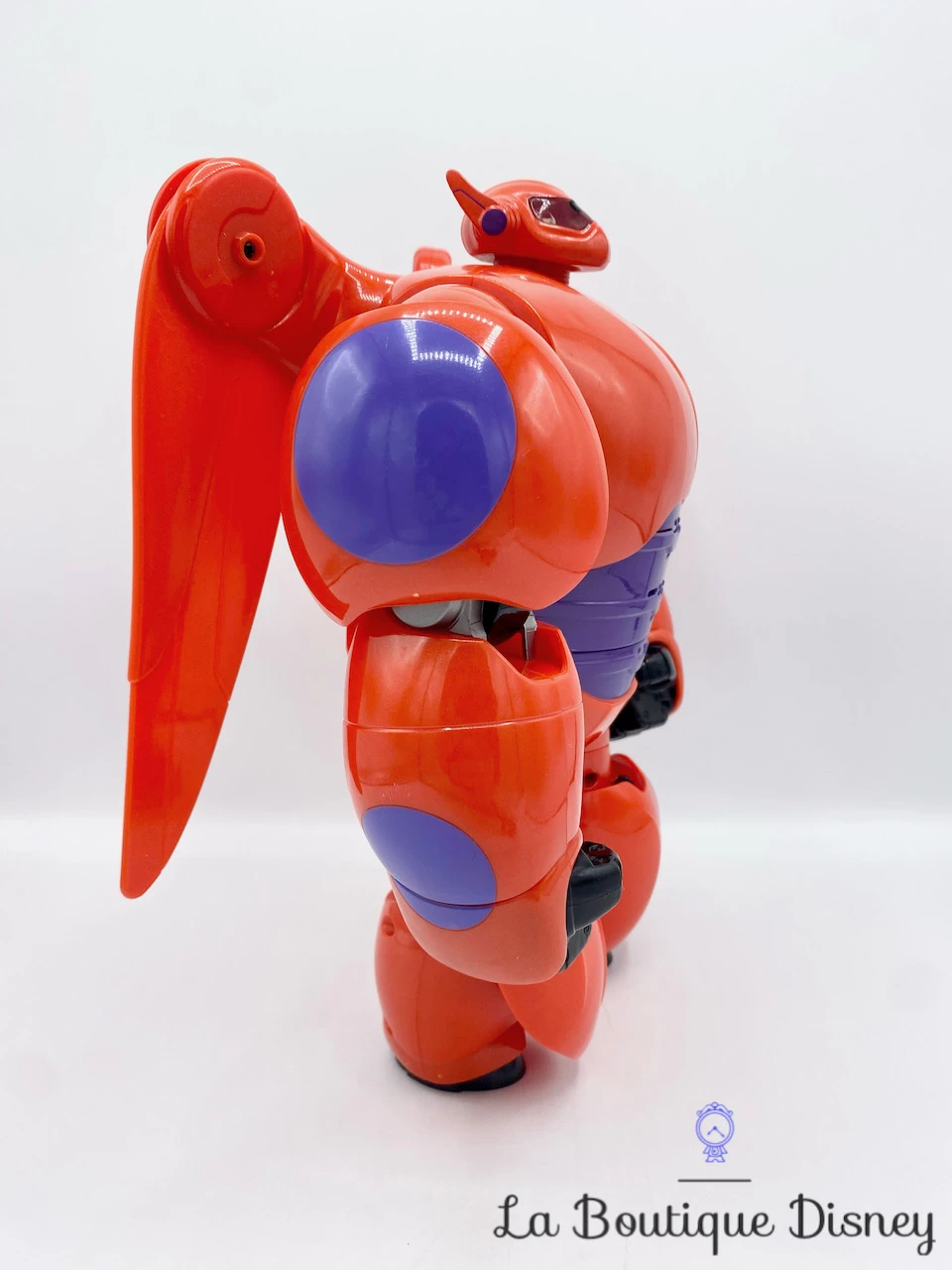 Jouet Figurine De Luxe Baymax Volant Les Nouveaux Héros Disney Bandai 2014 Big Hero 6 Robot Rouge 5 Jouet Figurine De Luxe Baymax Volant Les Nouveaux Héros Disney Bandai 2014 Big Hero 6 Robot Rouge – Image 3