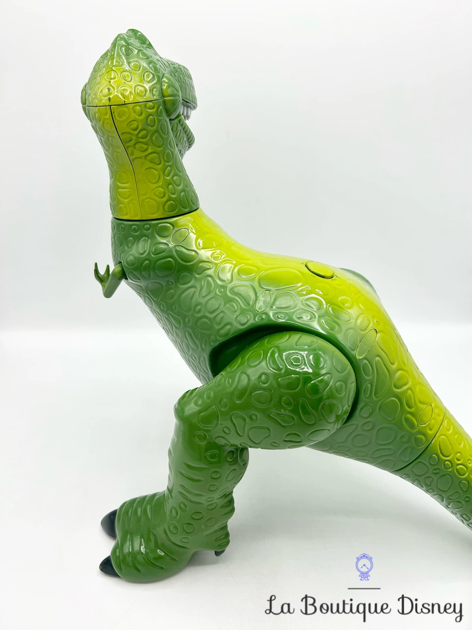Jouet Figurine Rex Parlant Articulé Toy Story Disney Store 2017 Dinosaure Vert 32 Cm 5 Jouet Figurine Rex Parlant Articulé Toy Story Disney Store 2017 Dinosaure Vert 32 Cm – Image 3