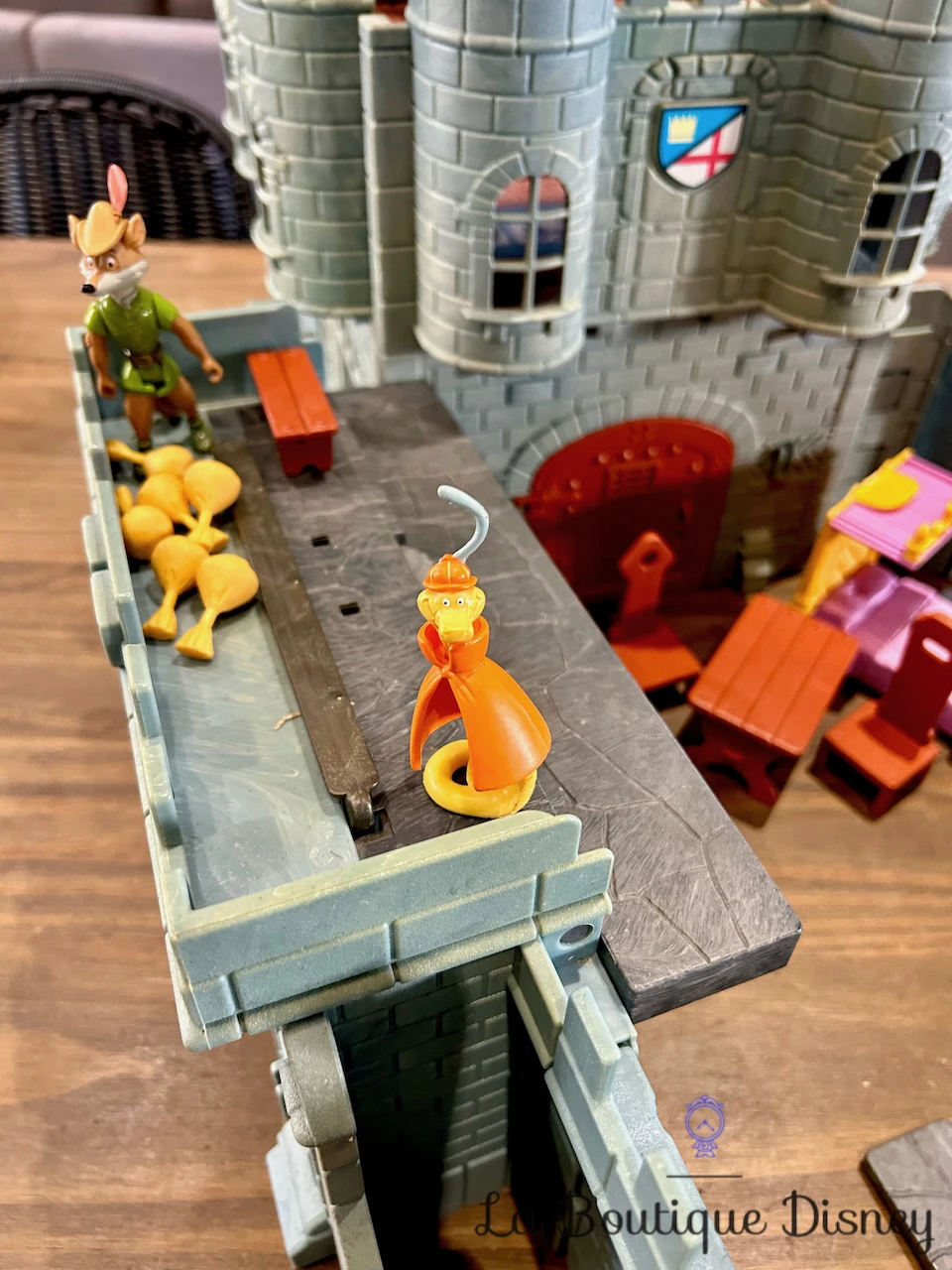 Jouet Figurines Château Robin Des Bois Disney Heroes Famosa Vintage Ensemble De Jeu Playset 9 Jouet Figurines Château Robin Des Bois Disney Heroes Famosa Vintage Ensemble De Jeu Playset – Image 7