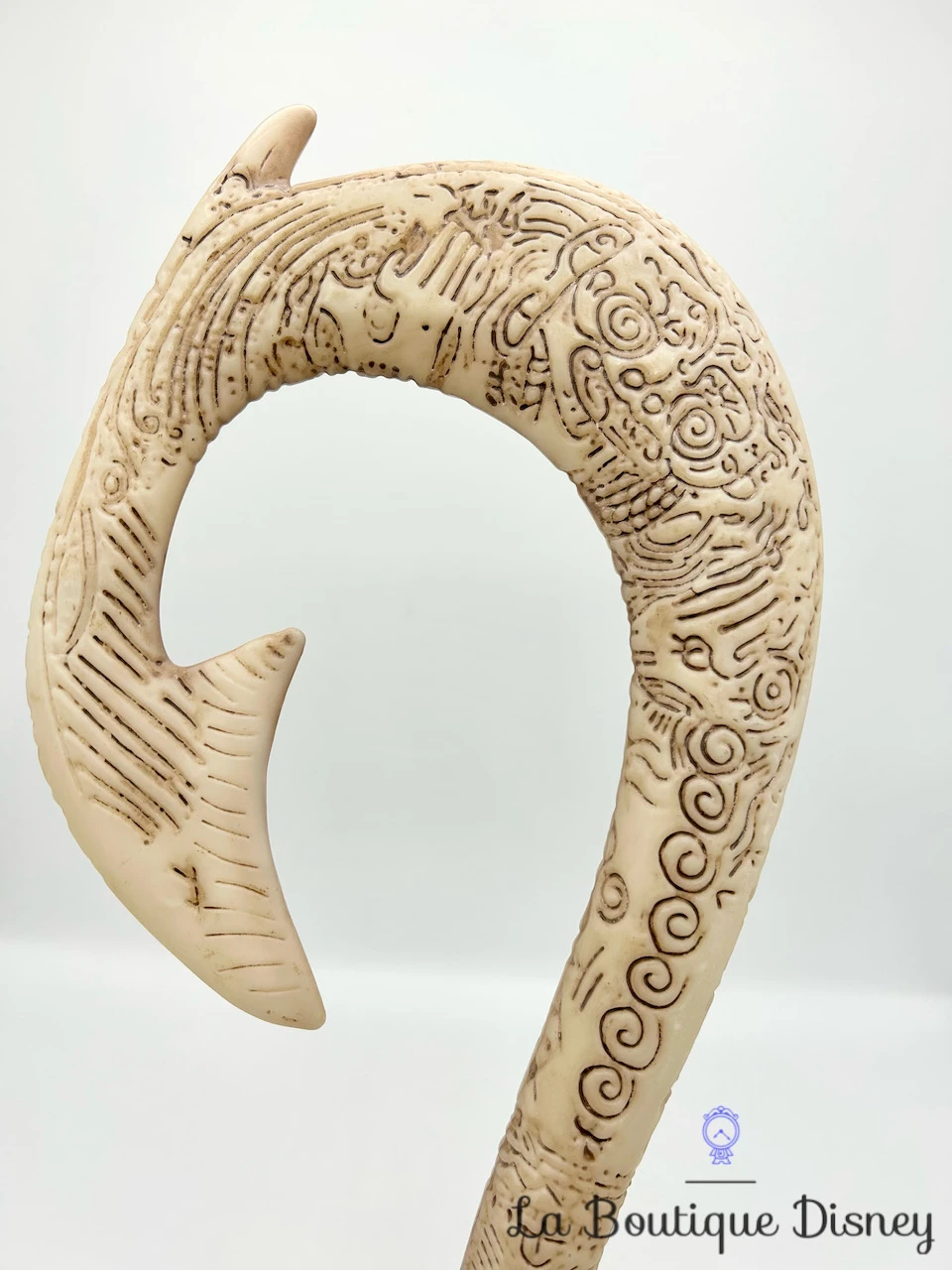 Jouet Hameçon Maui Lumineux Sonore Disney Store 2017 Vaiana La Légende Du Bout Du Monde 5 Jouet Hameçon Maui Lumineux Sonore Disney Store 2017 Vaiana La Légende Du Bout Du Monde – Image 3