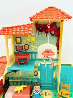 Jouet Chambre De Mirabel Madrigal Encanto Disney Jakks Pacific Figurines 11 Jouet Chambre De Mirabel Madrigal Encanto Disney Jakks Pacific Figurines -Meilleur Jouets Magasin jouet la chambre de mirabel madrigal encanto disney jakks pacific figurine 3