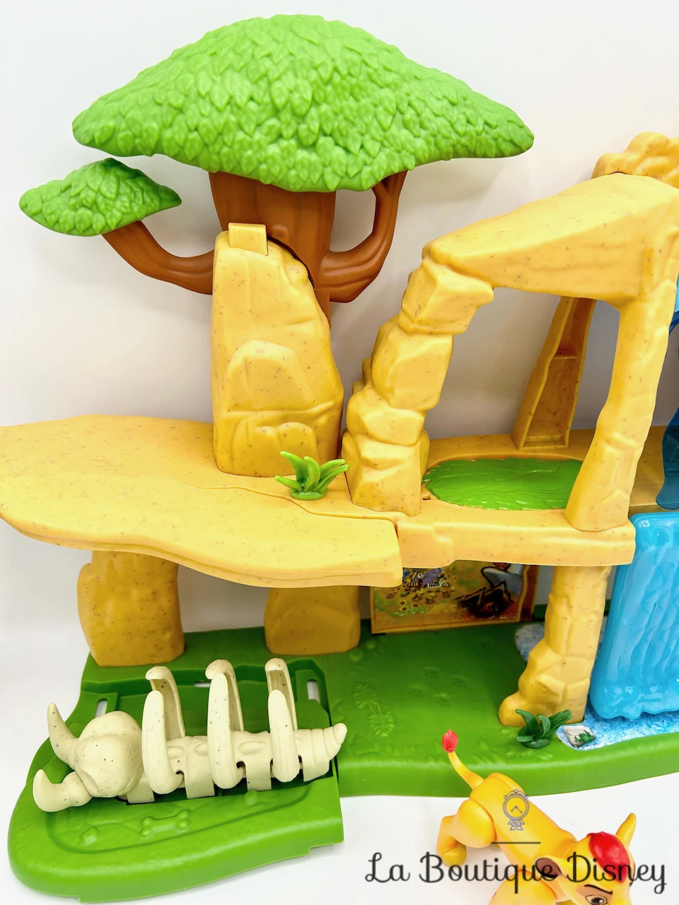 Jouet La Garde Du Roi Lion Terre Des Lions Playset Ensemble De Jeu Disney SIMBA 4 Jouet La Garde Du Roi Lion Terre Des Lions Playset Ensemble De Jeu Disney SIMBA – Image 2