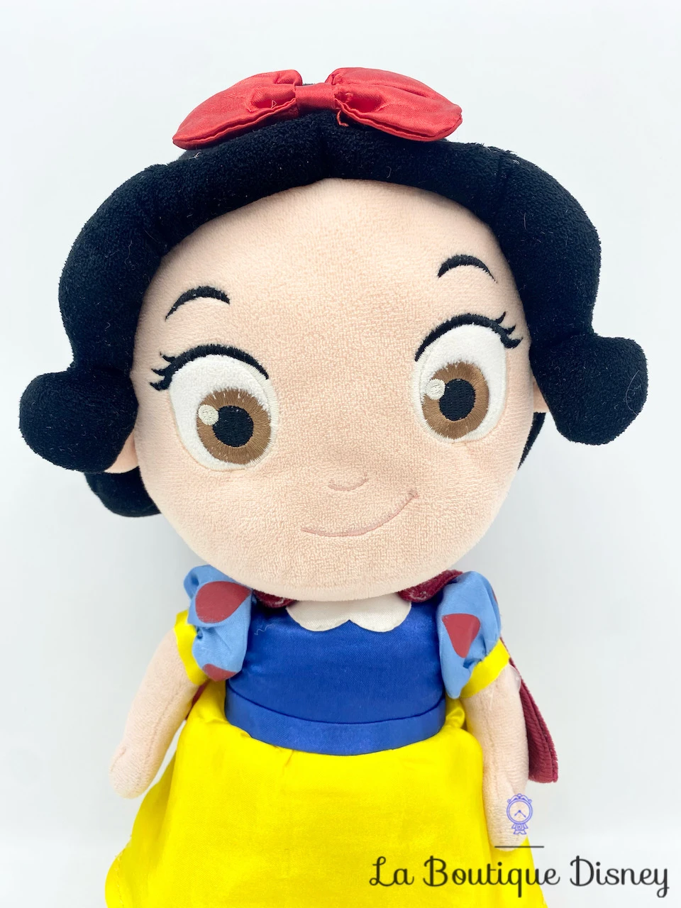 Peluche Blanche Neige Disney Store Princesse Petite Fille Enfant Jaune 32 Cm 4 Peluche Blanche Neige Disney Store Princesse Petite Fille Enfant Jaune 32 Cm – Image 2
