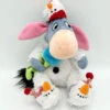 Peluche Bourriquet Bonhomme De Neige Disney Store Walt Disney Company Eeyore Noël Winnie L'ourson Collection -Meilleur Jouets Magasin peluche bourriquet bonhomme de neige disney store winnie ourson collection noel 2