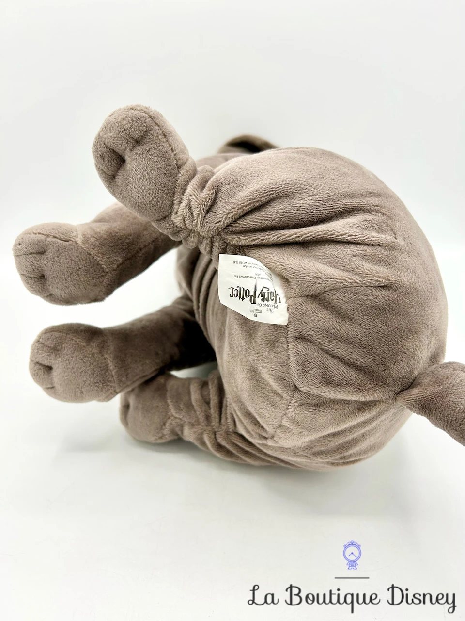 Peluche Crockdur Chien Hagrid The Making Of Harry Potter Warner Bros Studios Tour LONDON 36 Cm 6 Peluche Crockdur Chien Hagrid The Making Of Harry Potter Warner Bros Studios Tour LONDON 36 Cm – Image 5