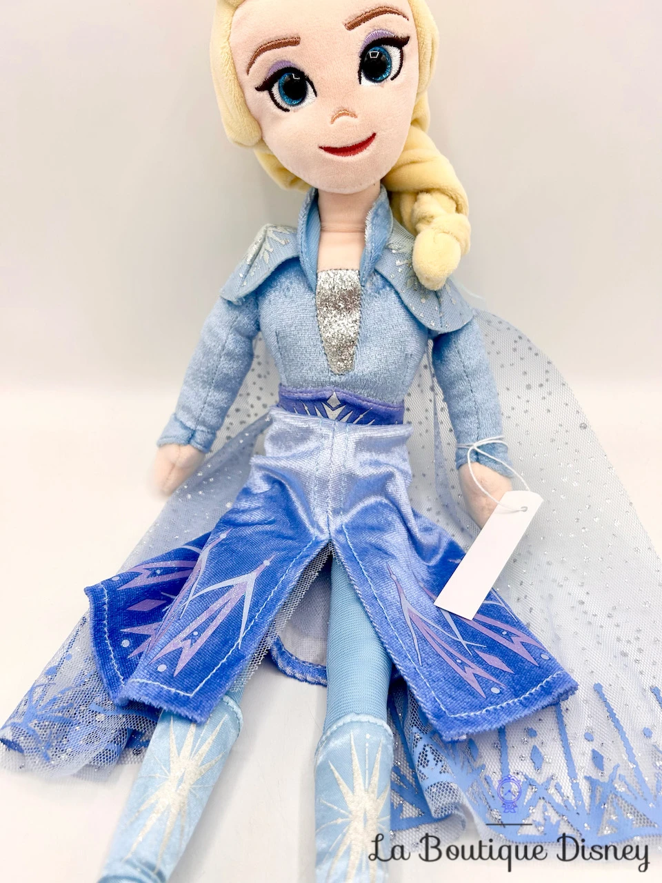 Poupée Chiffon Elsa La Reine Des Neiges 2 Disney TY Sparkle Peluche Sonore 42 Cm 5 Poupée Chiffon Elsa La Reine Des Neiges 2 Disney TY Sparkle Peluche Sonore 42 Cm – Image 3