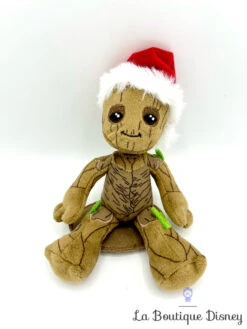 Peluche épaule Groot Père Noël Disney Parks Disneyland Les Gardiens De La Galaxie Marvel Peluche Aimantée 19 Cm -Meilleur Jouets Magasin peluche epaule groot noel disney parks disneyland bonnet pere noel aimant 7
