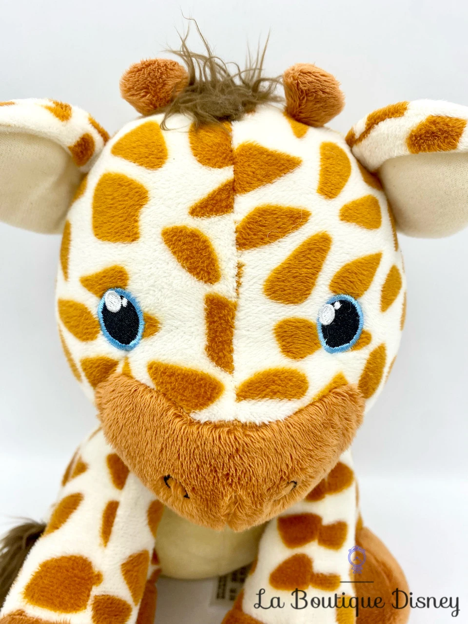 Peluche Girafe Curieuse Disney Parks Disneyland Paris Boutique Parc Adventureland 28 Cm 4 Peluche Girafe Curieuse Disney Parks Disneyland Paris Boutique Parc Adventureland 28 Cm – Image 2
