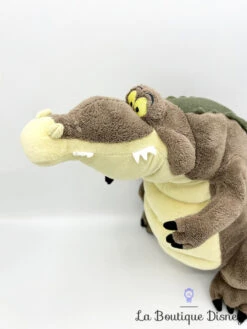 Peluche Louis La Princesse Et La Grenouille Disneyland Paris Disney Crocodile Alligator Vert 30 Cm 9 Peluche Louis La Princesse Et La Grenouille Disneyland Paris Disney Crocodile Alligator Vert 30 Cm -Meilleur Jouets Magasin peluche louis crocodile la princesse et la grenouille disneyland paris disney vert jaune 1