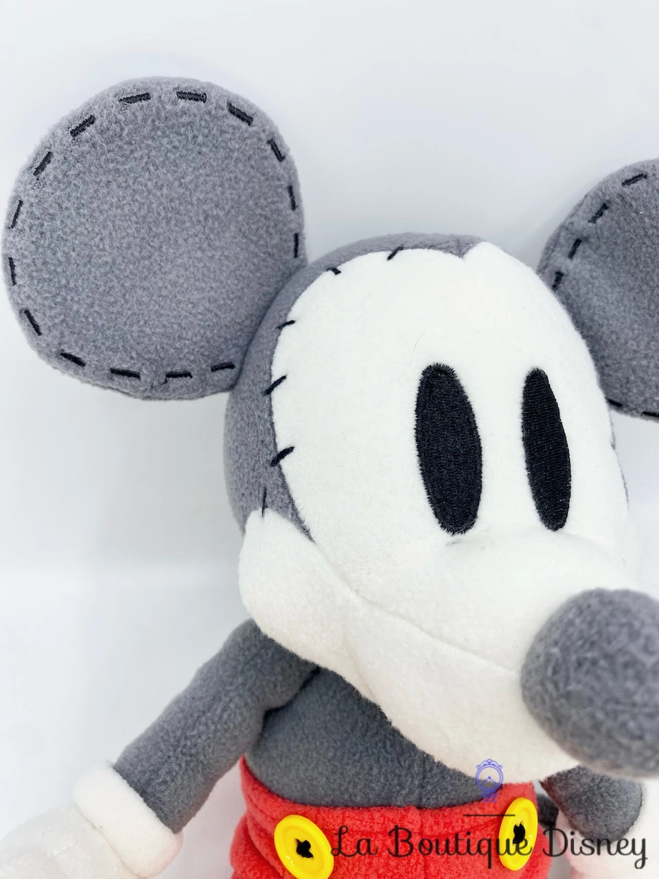 Peluche Mickey Mouse Style Vintage Disneyland Paris Disney Rétro Coutures 40 Cm 4 Peluche Mickey Mouse Style Vintage Disneyland Paris Disney Rétro Coutures 40 Cm – Image 2
