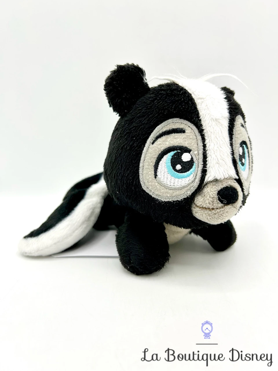 Peluche Mini Fleur Naïf Disneyland Paris Disney 2018 Bambi Mouffette Noir 13 Cm 3 Peluche Mini Fleur Naïf Disneyland Paris Disney 2018 Bambi Mouffette Noir 13 Cm