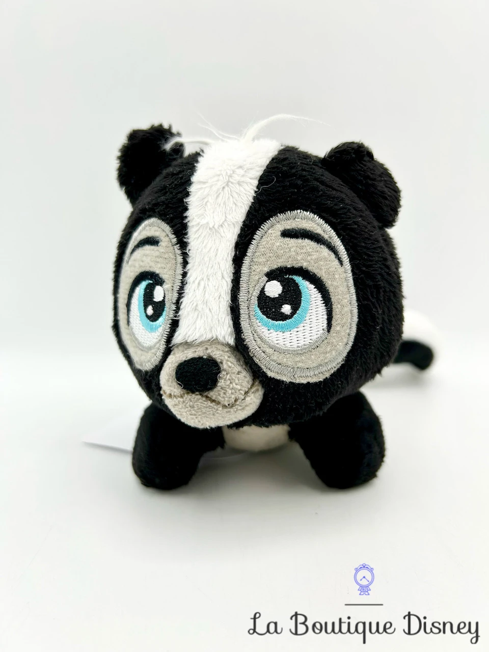 Peluche Mini Fleur Naïf Disneyland Paris Disney 2018 Bambi Mouffette Noir 13 Cm 4 Peluche Mini Fleur Naïf Disneyland Paris Disney 2018 Bambi Mouffette Noir 13 Cm – Image 2