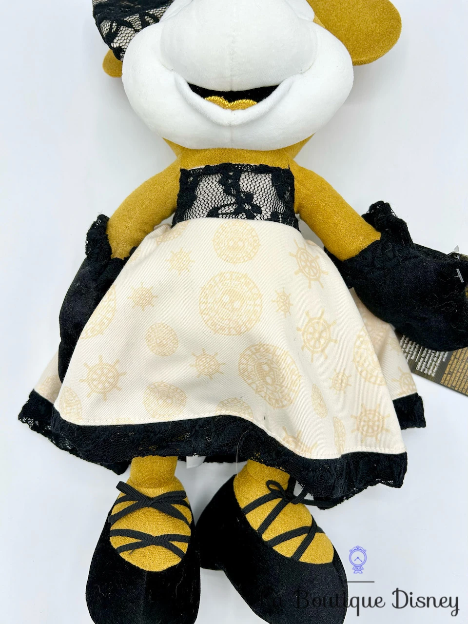 Peluche Minnie Mouse The Main Attraction 2 Sur 12 Pirates Of The Caribbean Disney Store 2020 Édition Limitée 43 Cm 5 Peluche Minnie Mouse The Main Attraction 2 Sur 12 Pirates Of The Caribbean Disney Store 2020 Édition Limitée 43 Cm – Image 3