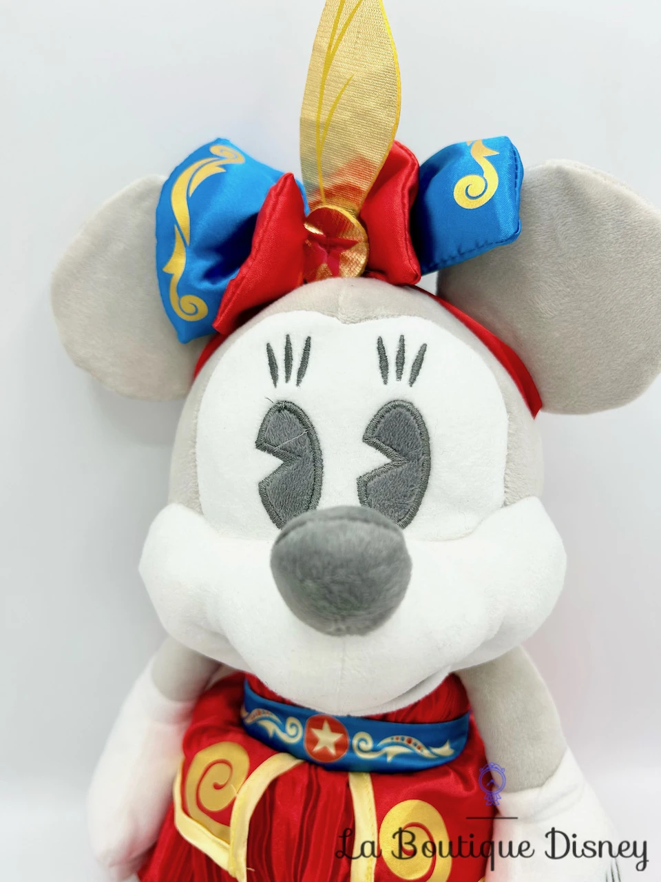 Peluche Minnie Mouse The Main Attraction 8 Sur 12 Dumbo The Flying Elephant Disney Store 2020 Édition Limitée 43 Cm 4 Peluche Minnie Mouse The Main Attraction 8 Sur 12 Dumbo The Flying Elephant Disney Store 2020 Édition Limitée 43 Cm – Image 2
