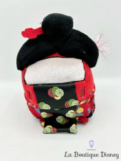 Peluche Okuni Cars 2 Disney Store Voiture Japon Geisha Rouge -Meilleur Jouets Magasin peluche okuni geisha cars 2 disney store voiture japon rouge 3 3