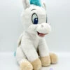 Peluche Pégase Cheval Ailé Hercule Disneyland Paris 2015 Disney Blanc 35 Cm -Meilleur Jouets Magasin peluche pegase disneyland paris 2015 disney cheval blanc bleu hercule 1