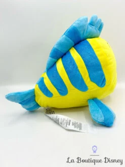 Peluche Polochon La Petite Sirène Disney Store 2023 Poisson Jaune Bleu 38 Cm 9 Peluche Polochon La Petite Sirène Disney Store 2023 Poisson Jaune Bleu 38 Cm -Meilleur Jouets Magasin peluche polochon brillant disney store peluche poisson jaune bleu la petite sirene 2