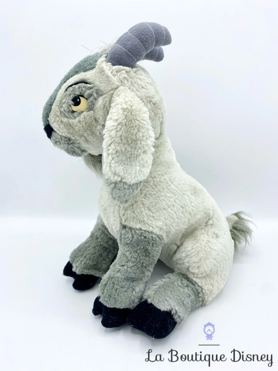 Peluche Range Pyjama Djali Chèvre Le Bossu De Notre Dame Disney Jemini Vintage 29 Cm 6 Peluche Range Pyjama Djali Chèvre Le Bossu De Notre Dame Disney Jemini Vintage 29 Cm – Image 4