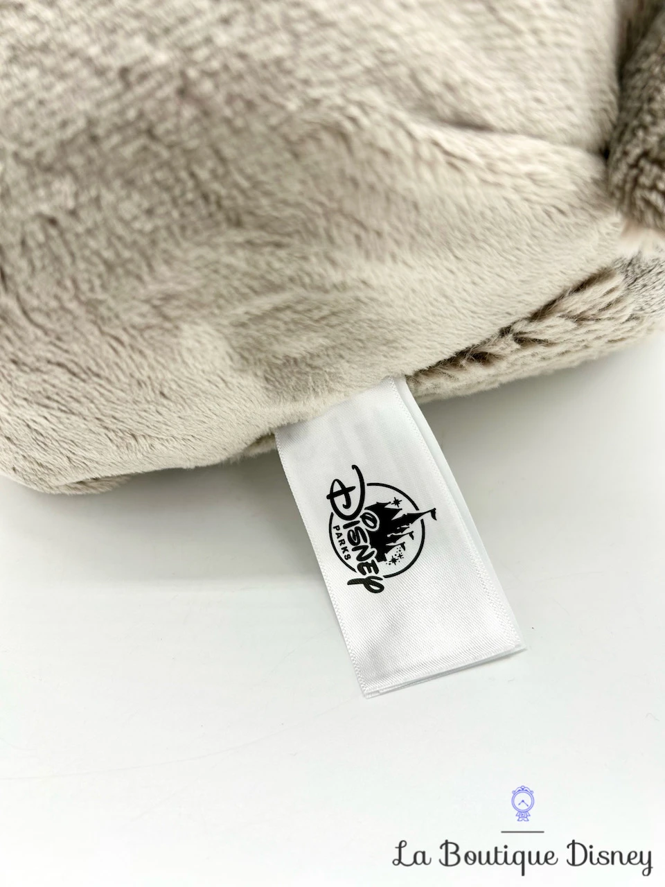 Peluche Sven Coussin La Reine Des Neiges Disney Parks 2019 Disneyland Oreiller Renne Dort Couché 60 Cm 9 Peluche Sven Coussin La Reine Des Neiges Disney Parks 2019 Disneyland Oreiller Renne Dort Couché 60 Cm – Image 7