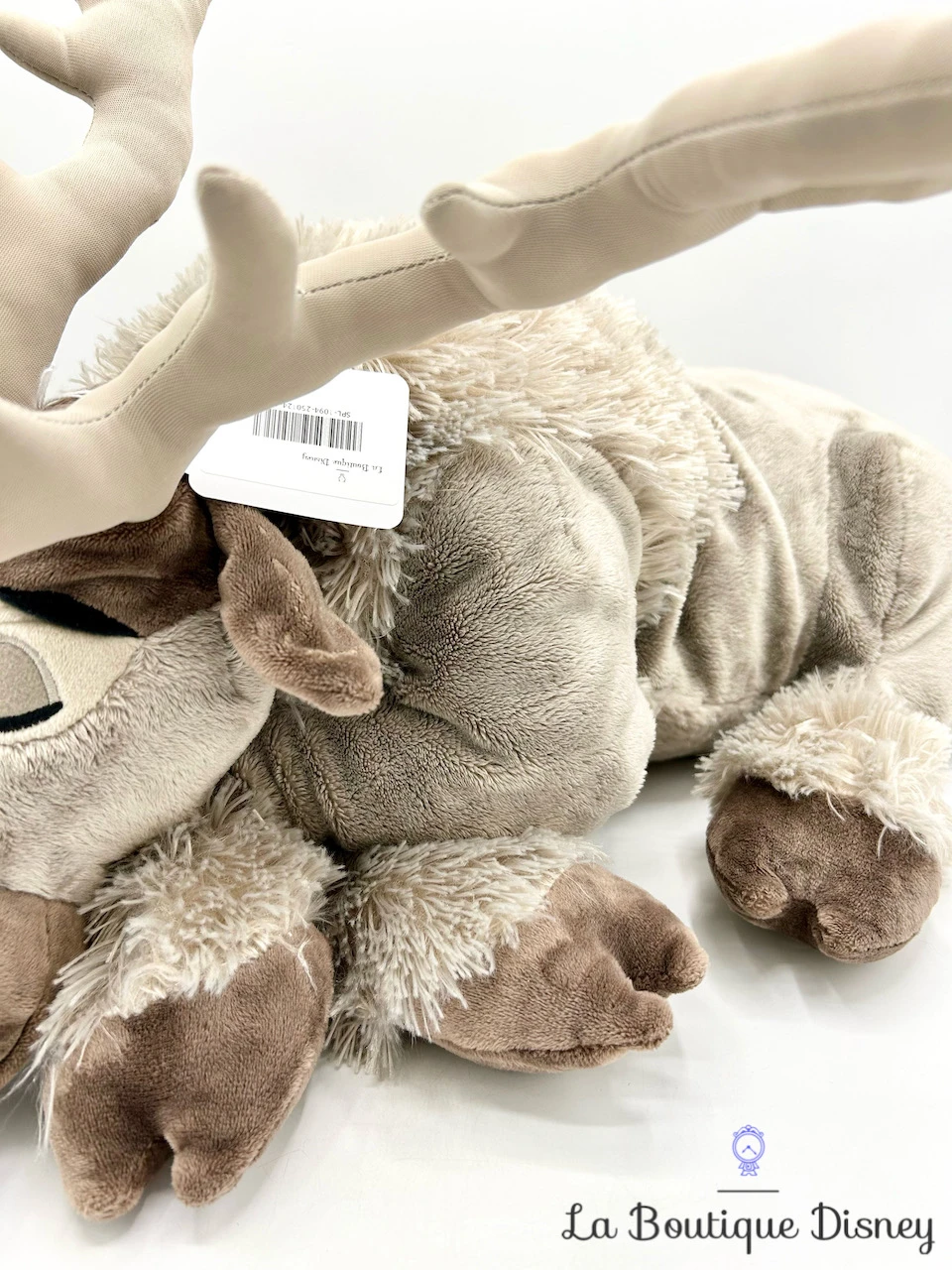 Peluche Sven Coussin La Reine Des Neiges Disney Parks 2019 Disneyland Oreiller Renne Dort Couché 60 Cm 6 Peluche Sven Coussin La Reine Des Neiges Disney Parks 2019 Disneyland Oreiller Renne Dort Couché 60 Cm – Image 4