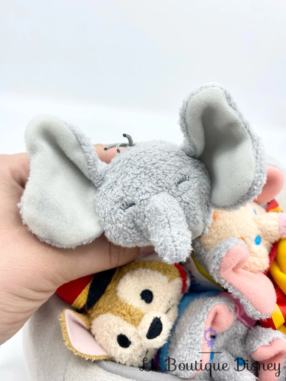 Peluche Tsum Tsum Sac Dumbo 75ème Anniversaire Disney Store Bag Set Jumbo Timothée Clown Éléphant 8 Peluche Tsum Tsum Sac Dumbo 75ème Anniversaire Disney Store Bag Set Jumbo Timothée Clown Éléphant – Image 6