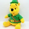 Peluche Winnie L'ourson Robin Des Bois Disney Déguisement Vert 33 Cm 2 Peluche Winnie L'ourson Robin Des Bois Disney Déguisement Vert 33 Cm -Meilleur Jouets Magasin peluche winnie ourson robin des bois disney tenue verte arc fleche 2