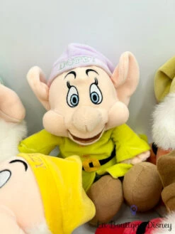 Peluche 7 Nains Blanche Neige Et Les Sept Nains Disney 34 Cm -Meilleur Jouets Magasin peluches les sept nains blanche neige disney 7 nains belgium 9