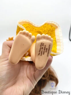 Poupée Blanche Neige Animators Collection V2 Disney Store 2013 Princesse 40 Cm 9 Poupée Blanche Neige Animators Collection V2 Disney Store 2013 Princesse 40 Cm -Meilleur Jouets Magasin poupee animator blanche neige disney store v2 animators collection princesse 4