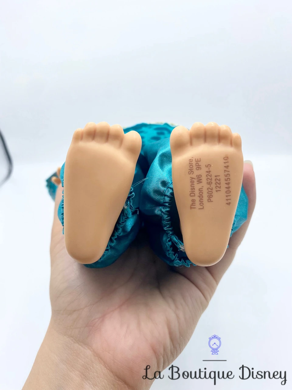 Poupée Jasmine Animators Collection V1 Disney Store 2012 Aladdin Princesse 40 Cm 8 Poupée Jasmine Animators Collection V1 Disney Store 2012 Aladdin Princesse 40 Cm – Image 6