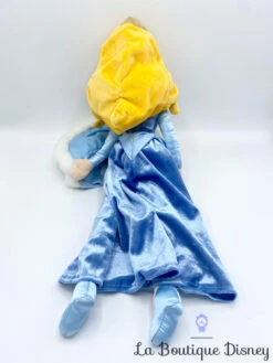Poupée Chiffon Aurore Hiver Disney Store 2014 La Belle Au Bois Dormant Peluche Princesse Cape Manteau Bleu 52 Cm 10 Poupée Chiffon Aurore Hiver Disney Store 2014 La Belle Au Bois Dormant Peluche Princesse Cape Manteau Bleu 52 Cm -Meilleur Jouets Magasin poupee chiffon aurore la belle au bois dormant hiver manteau cape bleu disney store peluche 1