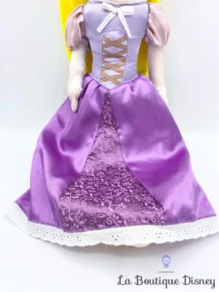 Poupée Chiffon Raiponce Disney On Ice Peluche Princesse Robe Violette 50 Cm 9 Poupée Chiffon Raiponce Disney On Ice Peluche Princesse Robe Violette 50 Cm -Meilleur Jouets Magasin poupee chiffon raiponce disney princesse peluche cheveux blonds longs 4