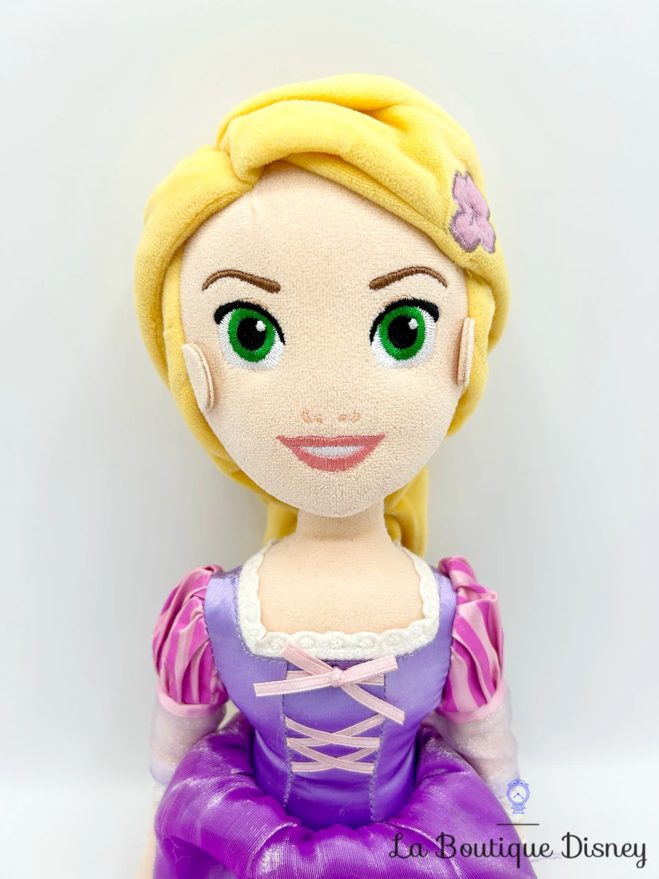 Poupée Chiffon Raiponce Disney Store 2019 Peluche Princesse Robe Violette 48 Cm 4 Poupée Chiffon Raiponce Disney Store 2019 Peluche Princesse Robe Violette 48 Cm – Image 2