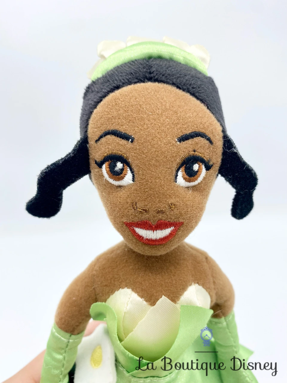 Poupée Chiffon Tiana La Princesse Et La Grenouille Disneyland Paris Peluche Disney 32 Cm 4 Poupée Chiffon Tiana La Princesse Et La Grenouille Disneyland Paris Peluche Disney 32 Cm – Image 2
