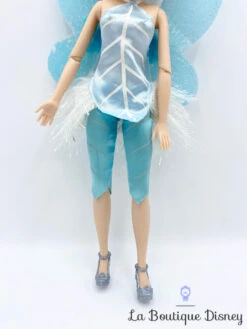 Poupée Cristal Disney Store 2012 Clochette Et Le Secret Des Fées Bleu Fairies 25 Cm 9 Poupée Cristal Disney Store 2012 Clochette Et Le Secret Des Fées Bleu Fairies 25 Cm -Meilleur Jouets Magasin poupee cristal disney fairies the disney store fee bleu blanc ailes 1