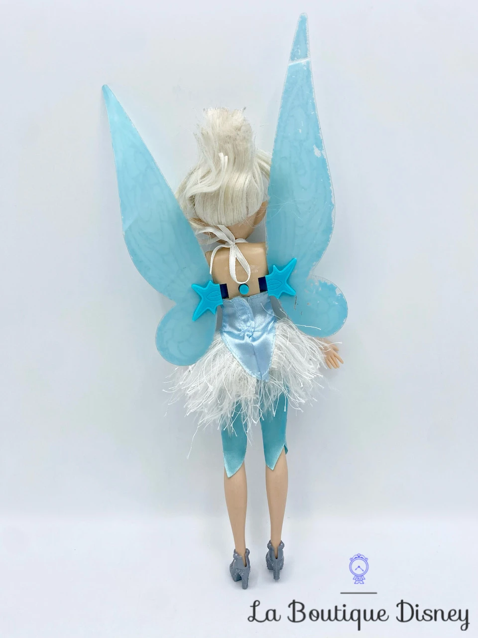 Poupée Cristal Disney Store 2012 Clochette Et Le Secret Des Fées Bleu Fairies 25 Cm 6 Poupée Cristal Disney Store 2012 Clochette Et Le Secret Des Fées Bleu Fairies 25 Cm – Image 4