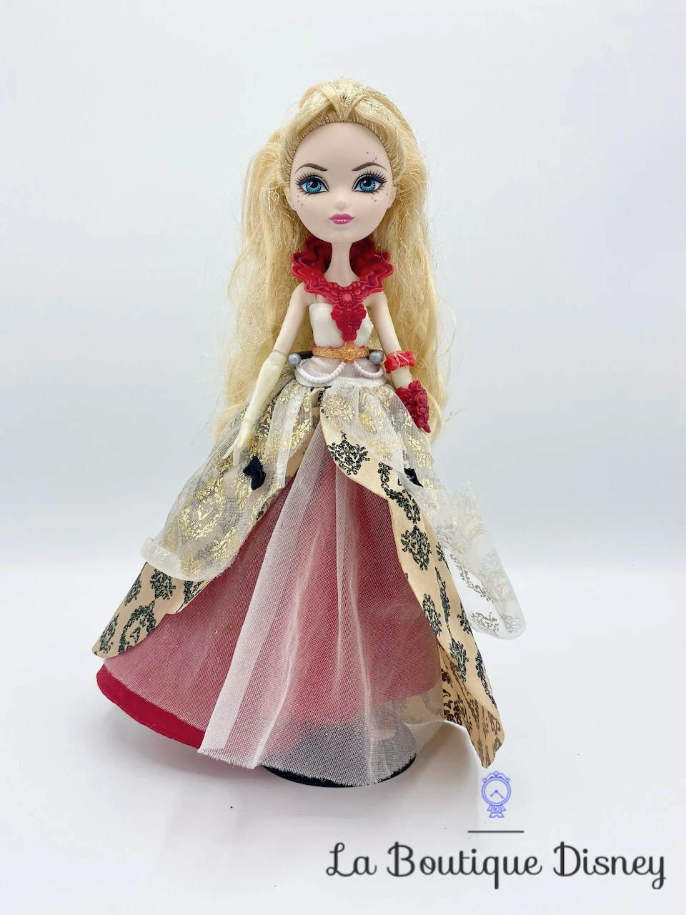 Poupée Ever After High Apple White Bal De La Destinée 3 Poupée Ever After High Apple White Bal De La Destinée