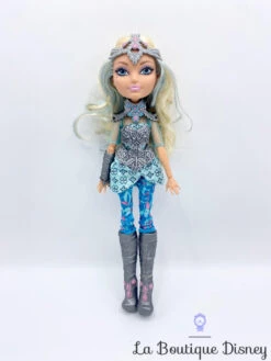 Poupée Ever After High Darling Charming Dragon Games Bleu Argent 28 Cm