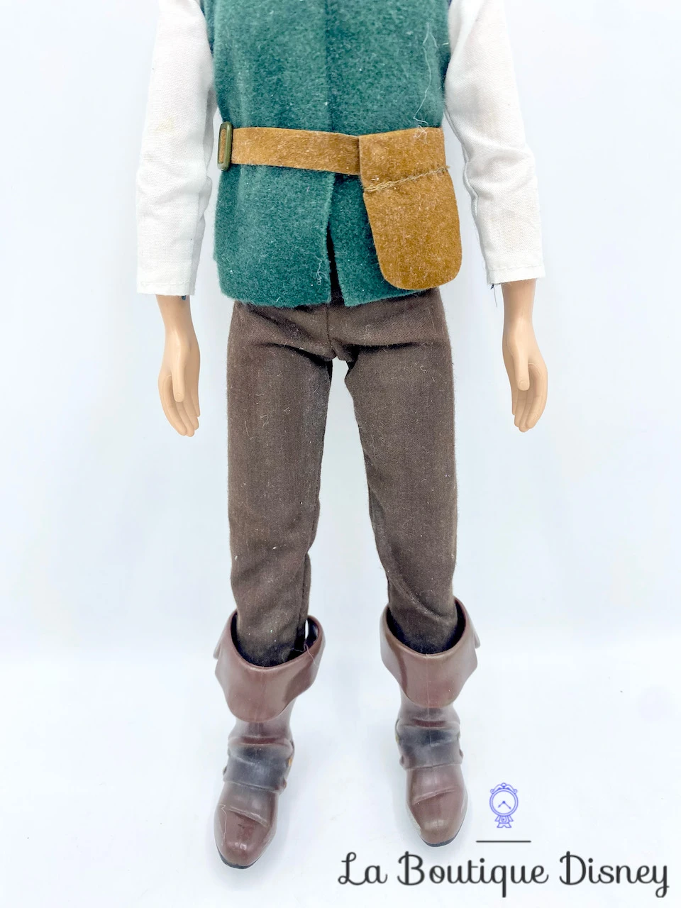 Poupée Flynn Rider Classique Disney Store Prince Raiponce 32 Cm 5 Poupée Flynn Rider Classique Disney Store Prince Raiponce 32 Cm – Image 3
