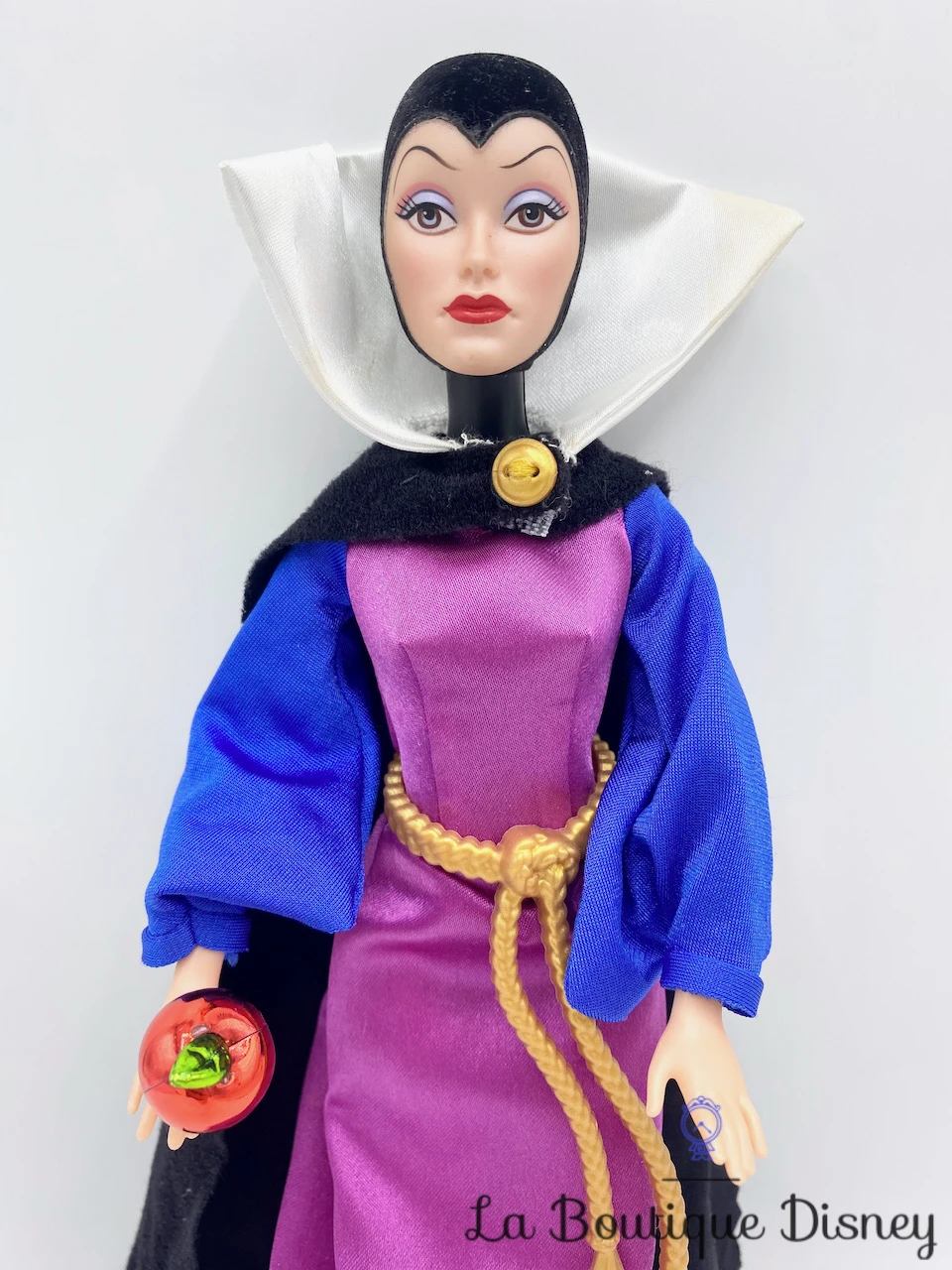 Poupée Méchante Reine Blanche Neige Disney Mattel 2013 Classic Collection Evil Queen Villains 4 Poupée Méchante Reine Blanche Neige Disney Mattel 2013 Classic Collection Evil Queen Villains – Image 2