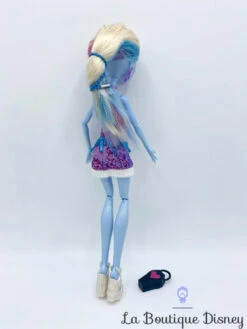 Poupée Monster High Abbey Bominable Scaris Mattel Bleu -Meilleur Jouets Magasin poupee monster high abbey bominable bleu blanc hiver 0